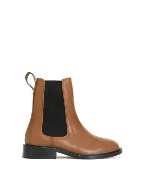 Laria Glossy grained vegetable tanned calf Cinnamon