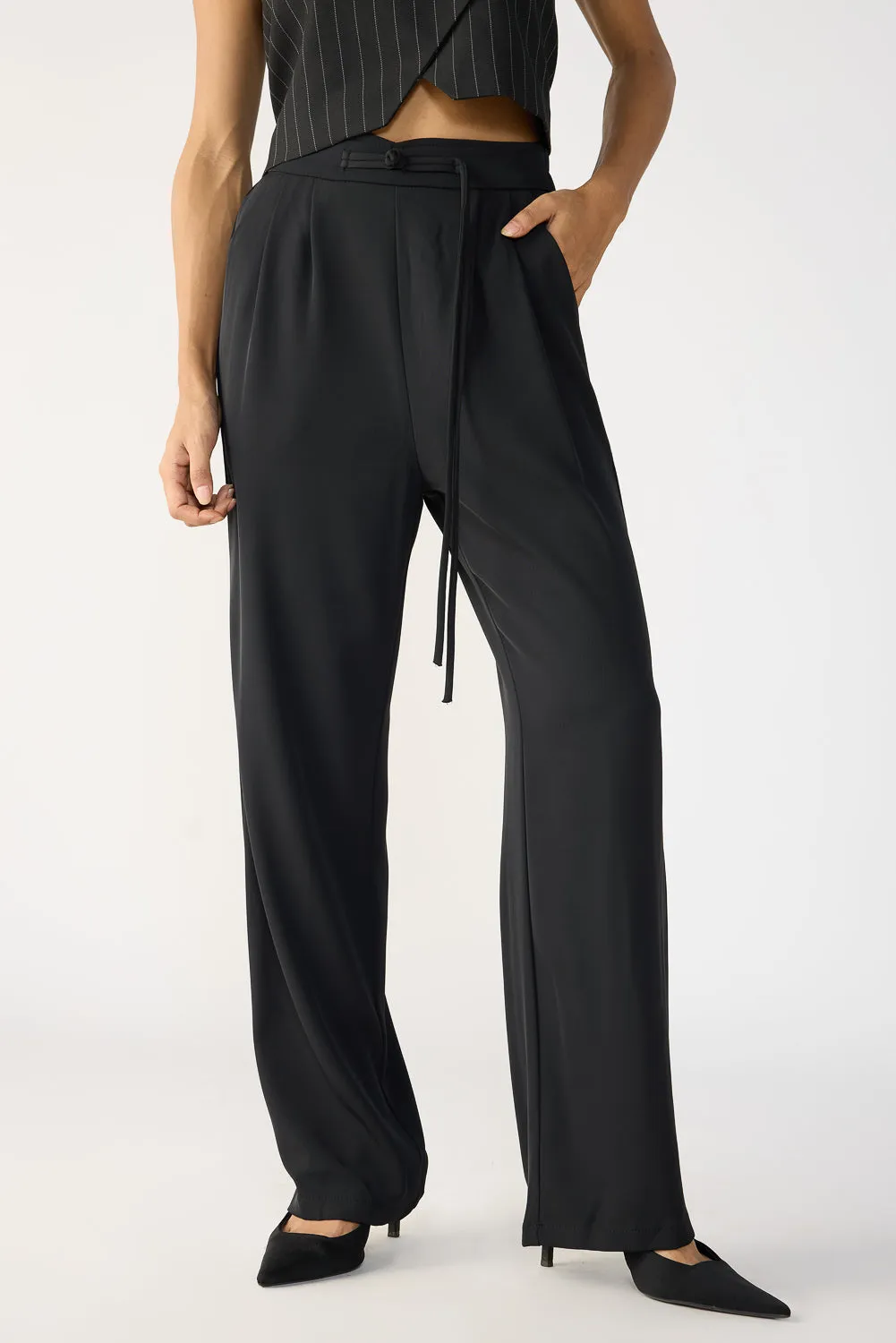 Nordic Black Knotted Korean Pants